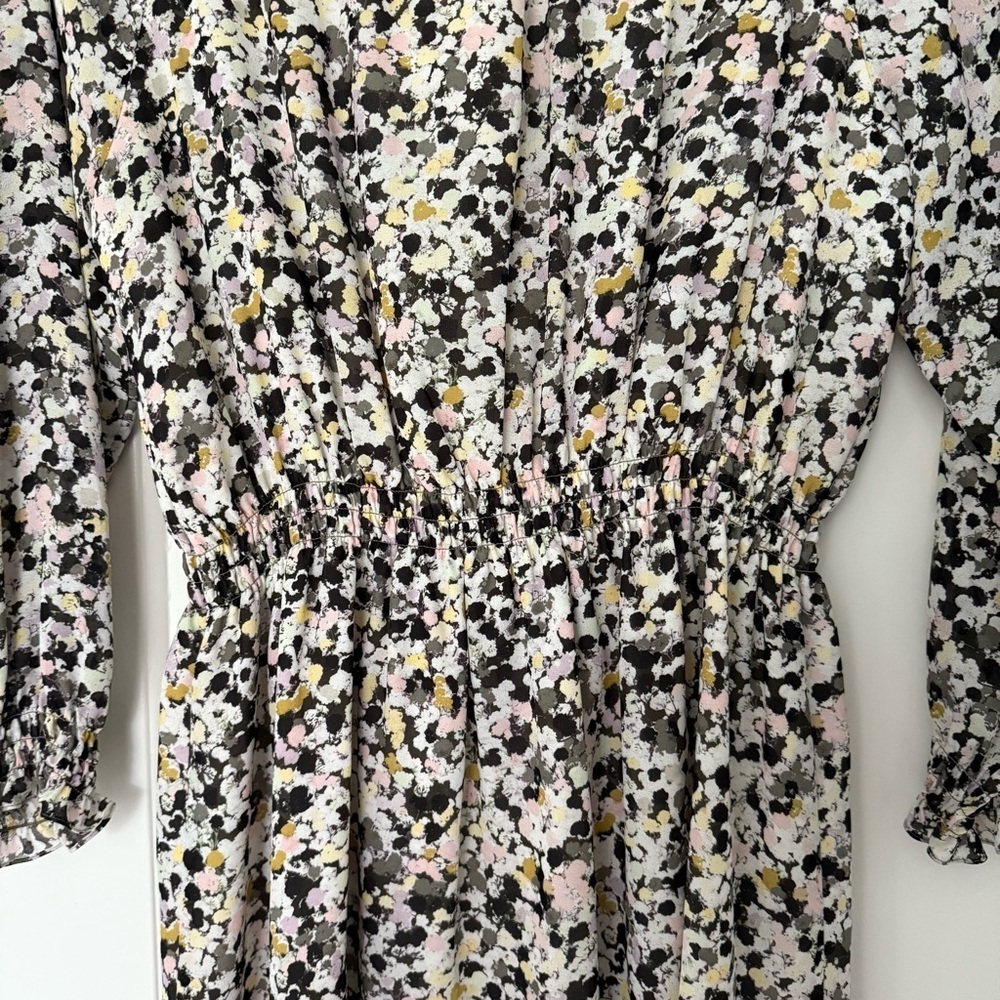 THEORY Gathered Shirt Dress in Floral Silk Crepe, Size Large - Picture 8 of 9